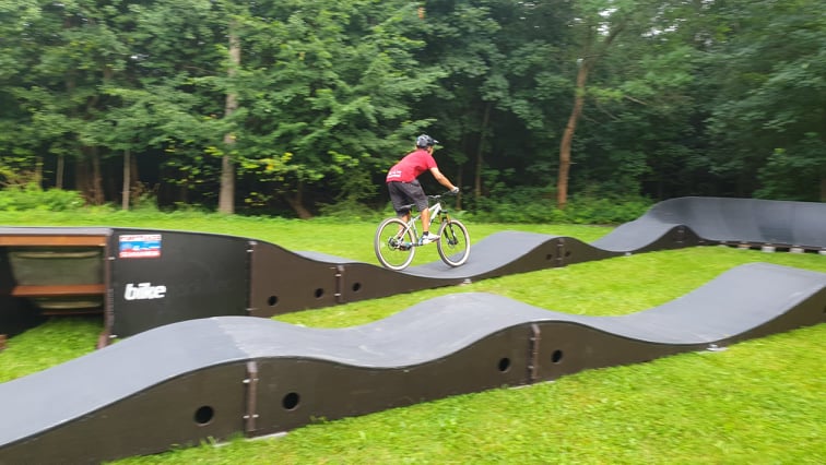 Vo Vysokých Tatrách vyrástla prvá pumptracková dráha