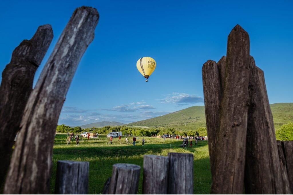 Let balonom