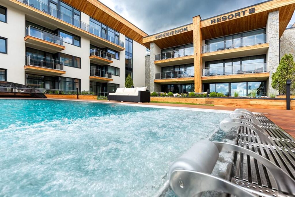 Hrebienok resort-bazen