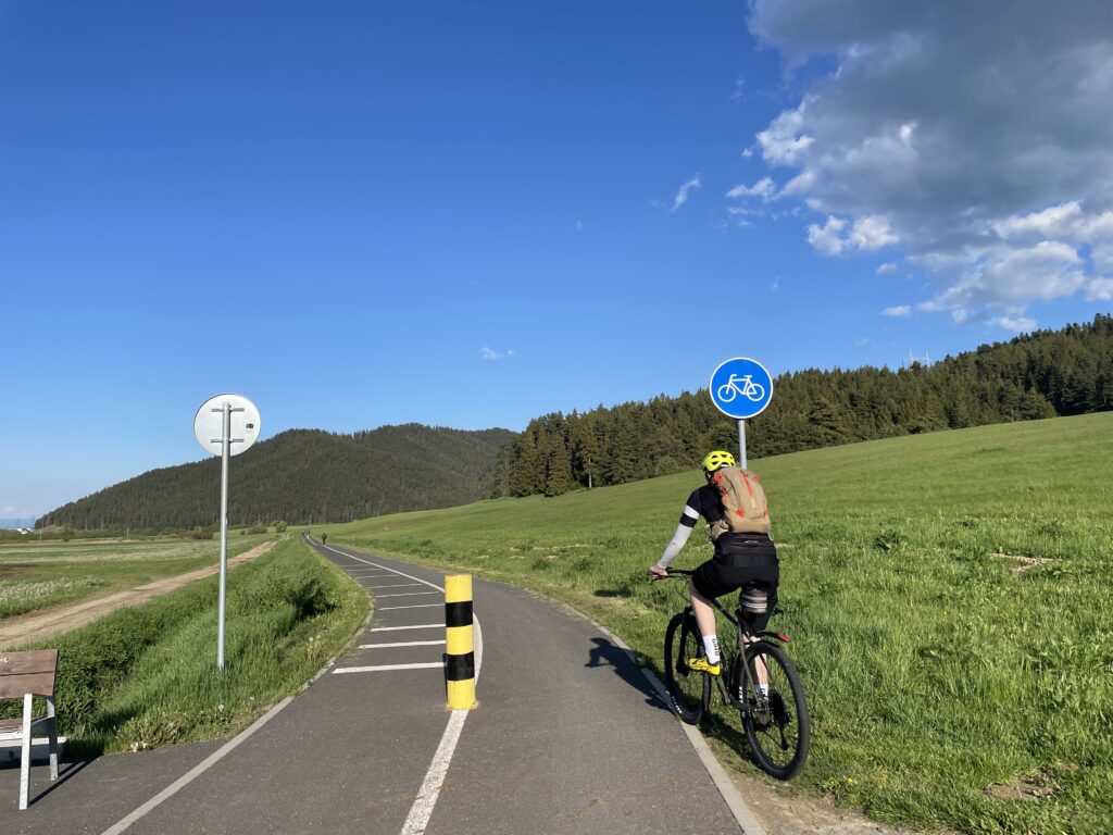 Lučivna_Svit