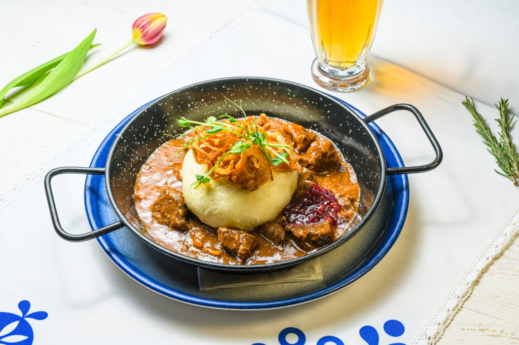 Koliba-Kamzík_gastro