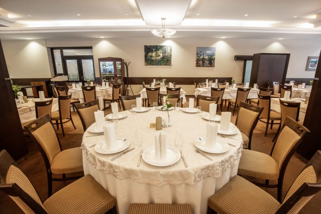 Reštaurácia Savarin – Grand Hotel Bellevue