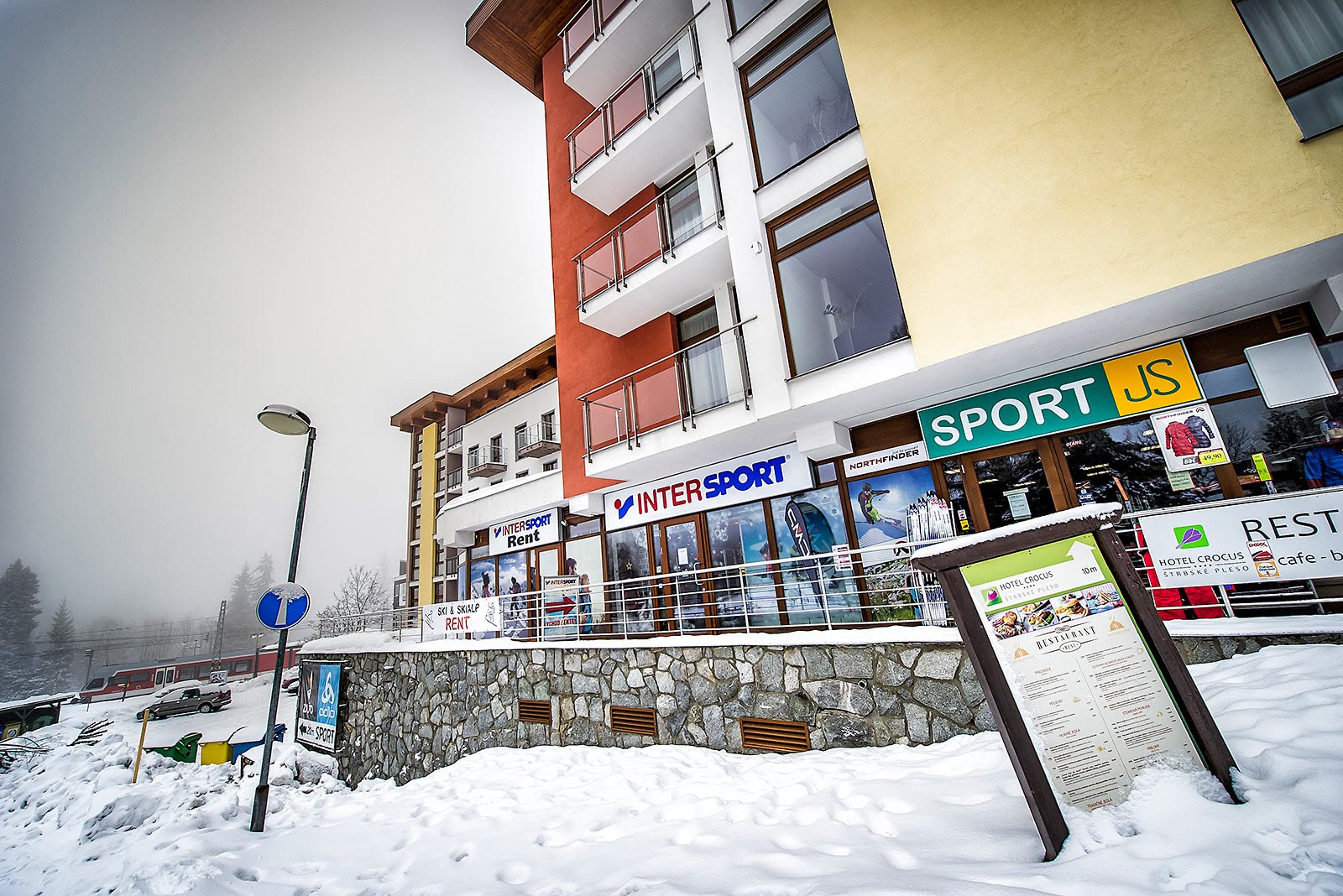 Požičovňa lyží INTERSPORT RENT Galfy zima