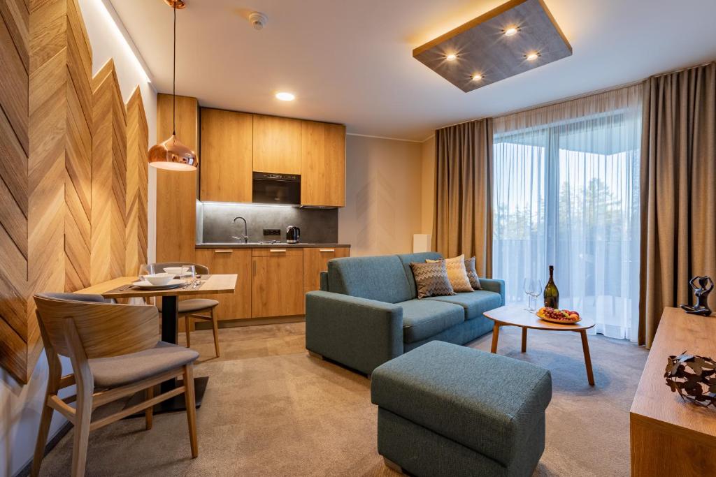 APLEND Lake Resort