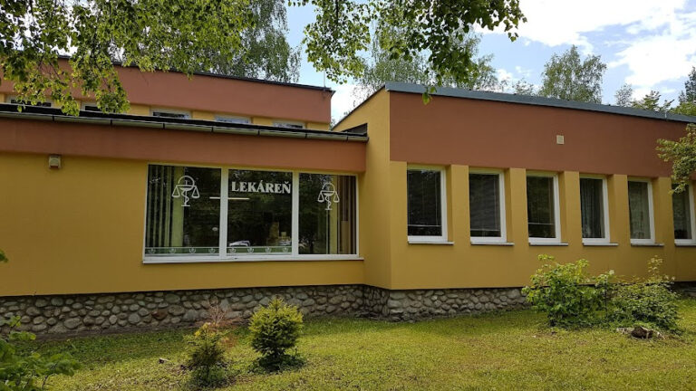 Lekáreň Lomnica