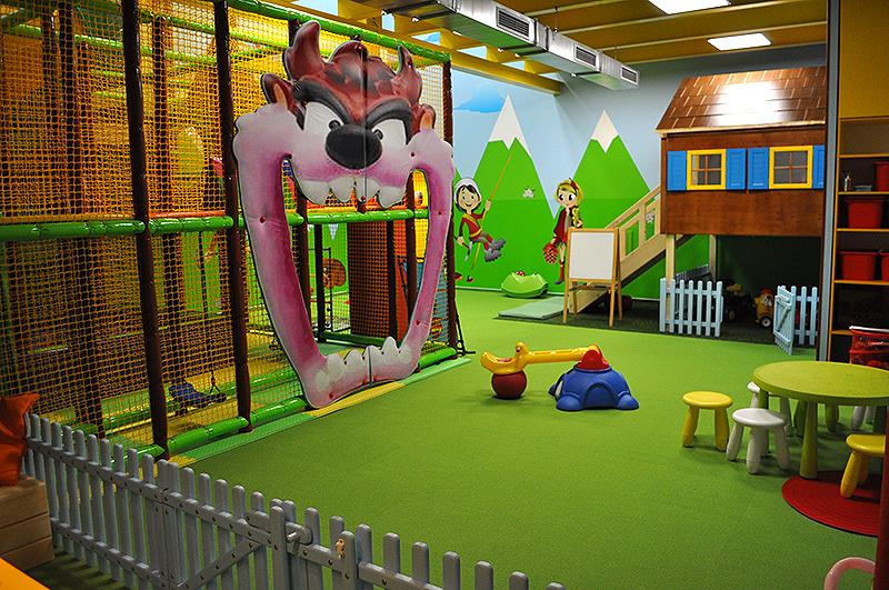 Mini Me - Atrium Hotel